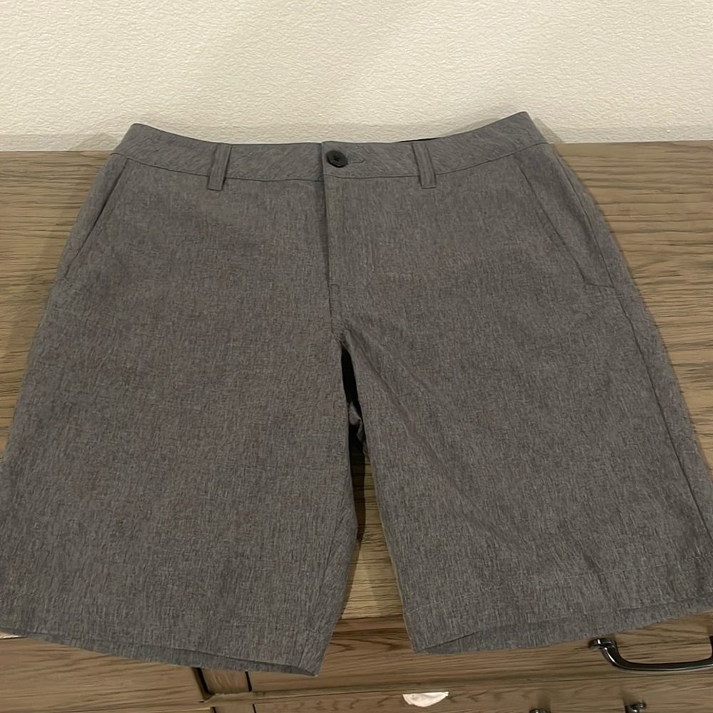 RSQ size 30 mid length hybrid above the knee shorts - like new